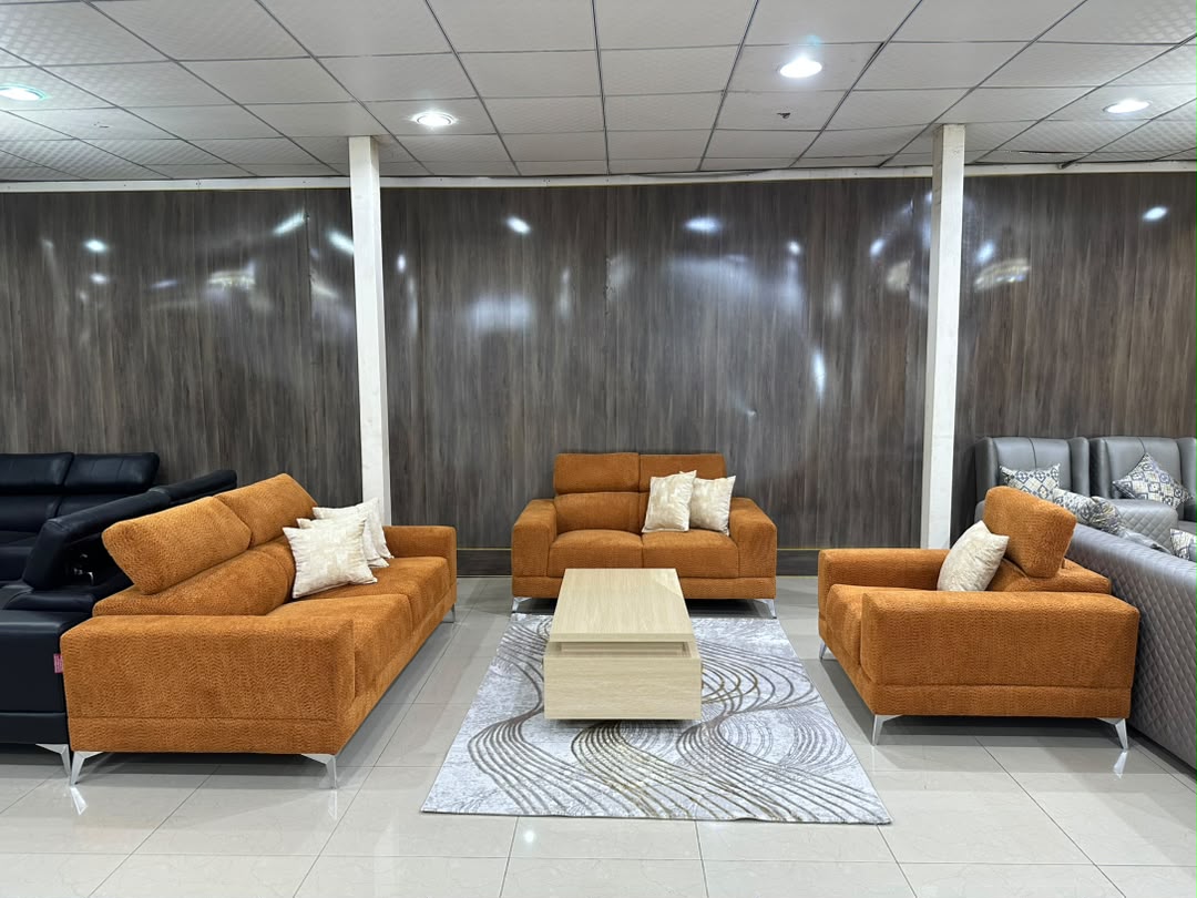 bc850647-627a-425b-b4b1-433309f3cfcd Salon modele repose tête – Image 1