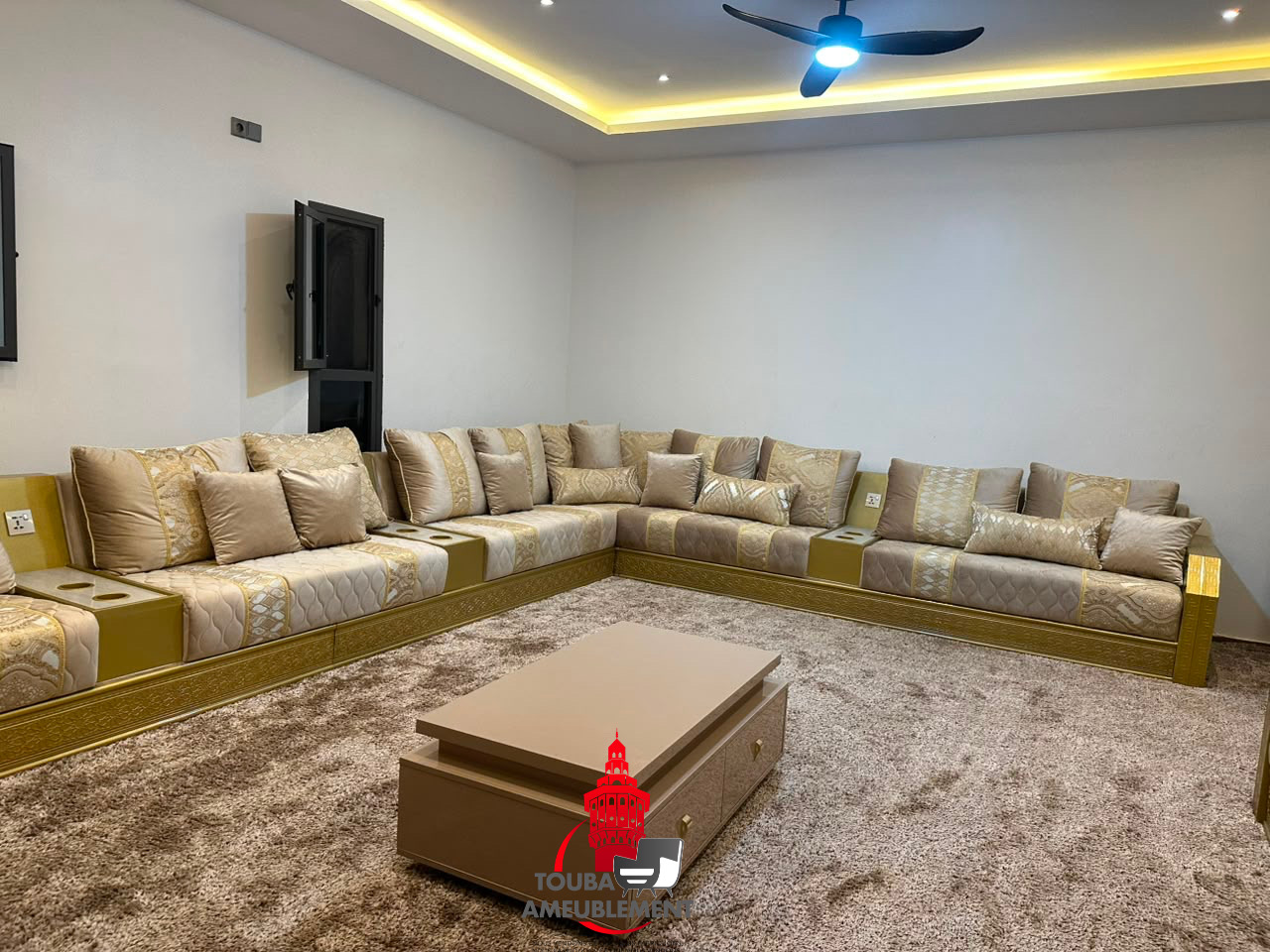copy_AA0CB95F-285E-44CE-8CCC-3B42B0C5A726 Salon Marocain sur Mesure – Image 1