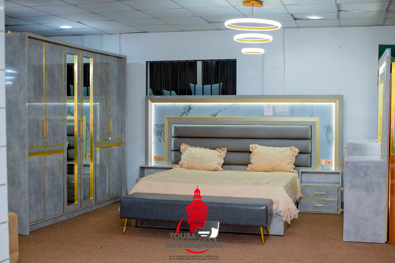 copy_F9AEDCBD-F56E-4106-9D00-4CCE61406D06 Chambre à coucher Madeleine – Image 1